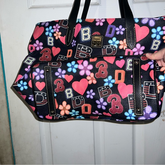 Dooney & Bourke DB 75 handbag - Picture 5 of 10